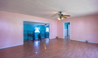 307 W College St, Athens, TN 37303