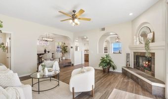 4333 Calavo Dr, La Mesa, CA 91941