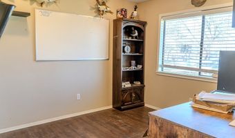 4959 US Hwy 90, Alleyton, TX 78935