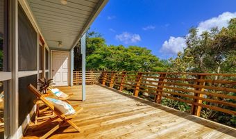 861 Aalapapa Dr, Kailua, HI 96734