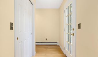 133 Bridgetown Rd, Narragansett, RI 02882
