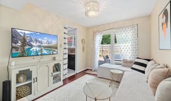 4807 BACKLICK Rd, Annandale, VA 22003