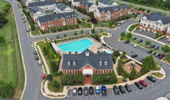 43032 STUARTS GLEN Ter 102, Ashburn, VA 20148