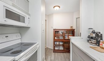 615 Broadway 83, Amityville, NY 11701