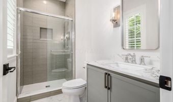 529 E Dominion Blvd, Columbus, OH 43214
