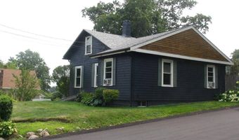 20 Park St, North Providence, RI 02904
