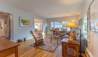 28 Mountainview Ave, Bangor, ME 04401