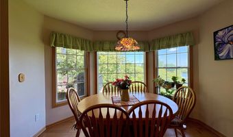 6701 Three Lakes Pkwy, Des Moines, IA 50320