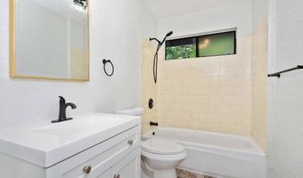 87-3205 Guava Rd, Captain Cook, HI 96704
