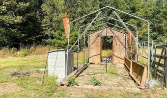 237 Halls Pond Rd, Charlestown, NH 03603