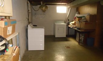 416 Duss Ave, Ambridge, PA 15003