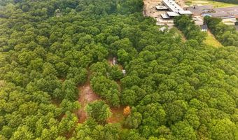 52 S Main St, Berkley, MA 02779
