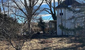 16 Mallory Ln, Arden, NC 28704
