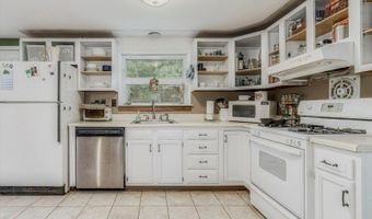 53 Lonaconing Rd, Alloway, NJ 07422