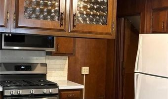 1952 S Law St, Allentown, PA 18103
