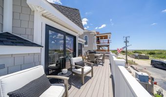 93 E 11th St, Avalon, NJ 08202