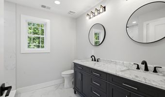 125 PENNSYLVANIA, Barnegat, NJ 08005