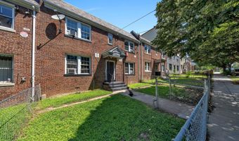 1614 R St SE, Washington, DC 20020