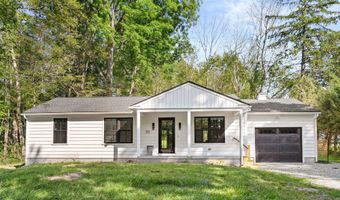 35 New St, Sharon, CT 06069