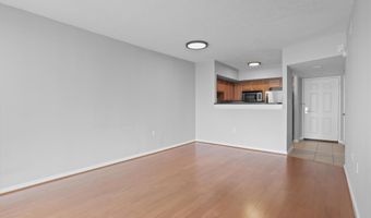 1001 N RANDOLPH St 715, Arlington, VA 22201