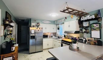 204 2nd St, Barnegat, NJ 08005