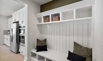 5636 Fir Ct, Almont, MI 48003