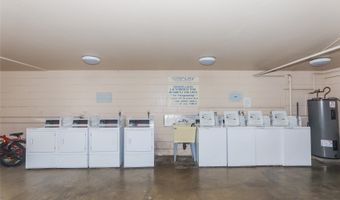 1423 Emerson St 105, Honolulu, HI 96813