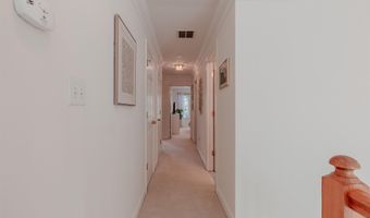 105 Congressional Dr, Cape May Court House, NJ 08210