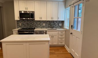 3064 S BUCHANAN St, Arlington, VA 22206