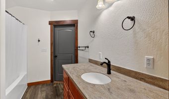 22494 Jefferson Rd, Ashland, OR 97520