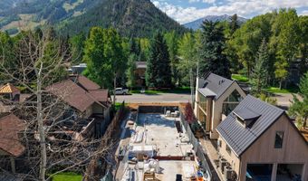 622 W Smuggler St, Aspen, CO 81611