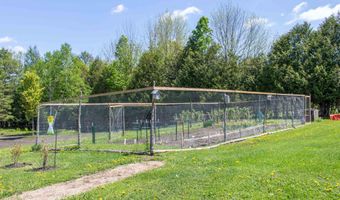 938 Stevens Rd, Barton, VT 05822