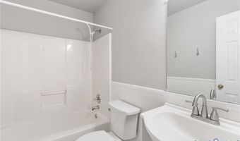 126 Arlington Sq, Ashland, VA 23005