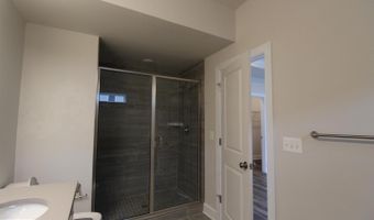 22466 FOUNDATION Dr, Ashburn, VA 20148