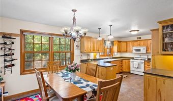 615 Woodsmen Dr NE, Alexandria, MN 56308