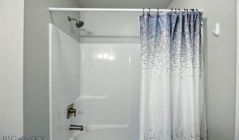 95 9th St B, Belgrade, MT 59714