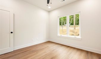19 Lothian Ln, Bella Vista, AR 72715