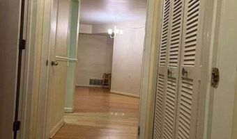 2233 S Huron Pkwy 2, Ann Arbor, MI 48104