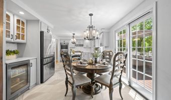 37 Birchwood Cir, Bedford, NH 03110