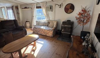 90 Sunset Cir, Campton, NH 03223