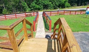 14 Manor Dr, Beattyville, KY 41311