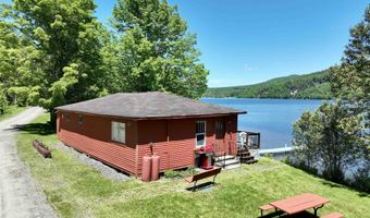 140 Lakeside Ln, Barton, VT 05839