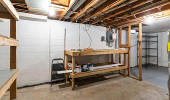 2213 N BENNETT St, Appleton, WI 54914