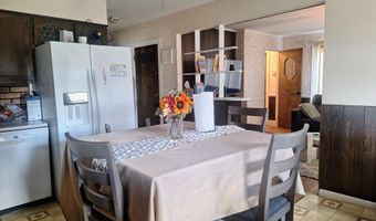 25 Eighth St, Auburn, ME 04210