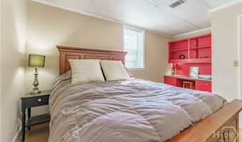 759 Riverhill Dr, Athens, GA 30606