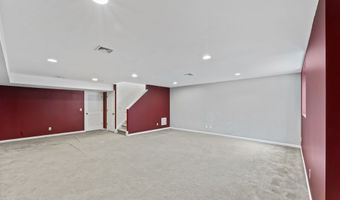 56 Tucker St 56, Danbury, CT 06810