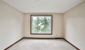 212 Robin Rd, Amherst, NY 14228
