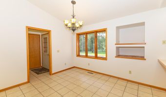 4930 Wilderness Ln, Wisconsin Rapids, WI 54494