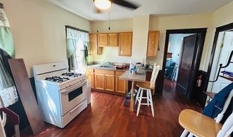 92 Halleck Ave, East Providence, RI 02915