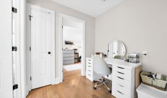8 A Mason Ave, Bayonne, NJ 07035